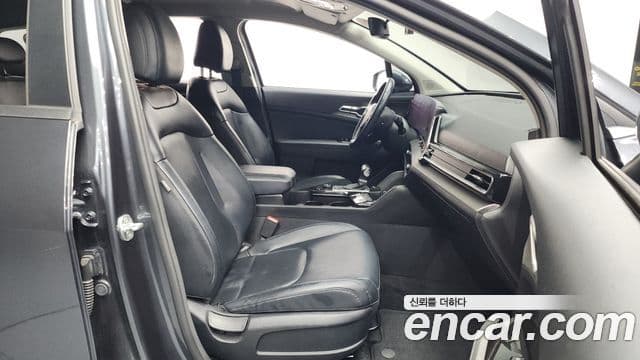 Kia Sportage 2021 — ფოტო 11/20