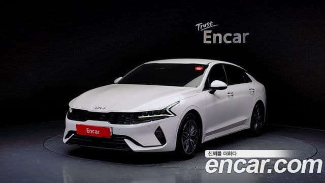 Kia K5 2022 — Şəkil 1/20