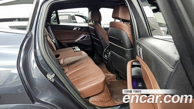 BMW X6 2020 — Фото 12/20