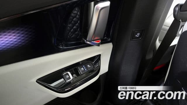 Kia Carnival 2020 — Şəkil 19/20