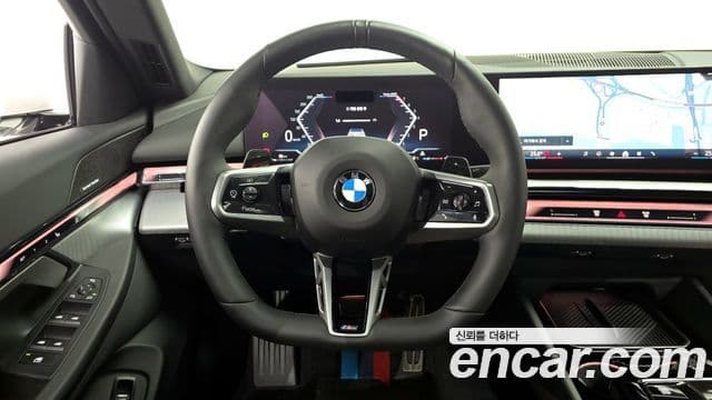 BMW 5 Series 2025 — Фото 13/20