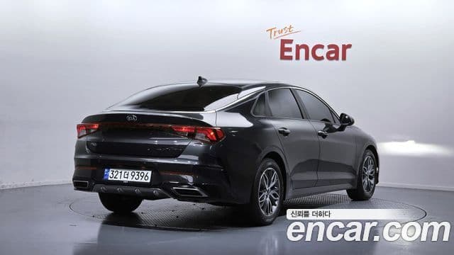 Kia K5 2020 — Şəkil 12/20