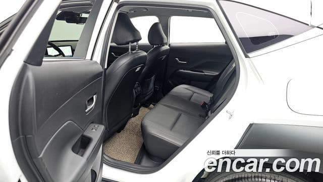 Hyundai Kona 2024 — Фото 12/20