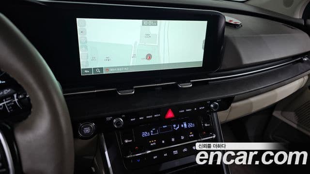 Kia Carnival 2022 — Фото 17/20