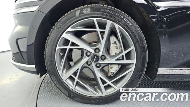 Genesis G90 2022 — Şəkil 5/20