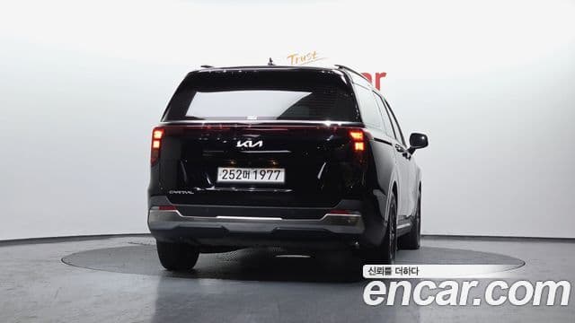 Kia Carnival 2023 — Şəkil 4/20