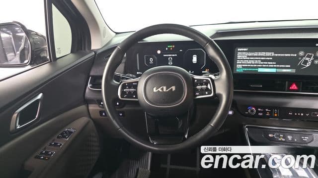 Kia Carnival 2023 — Şəkil 13/20