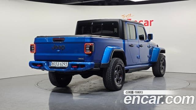 Jeep Gladiator 2021 — ფოტო 15/20