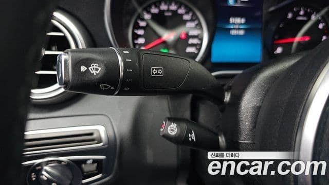 Mercedes-Benz C-Class 2020 — Şəkil 16/20