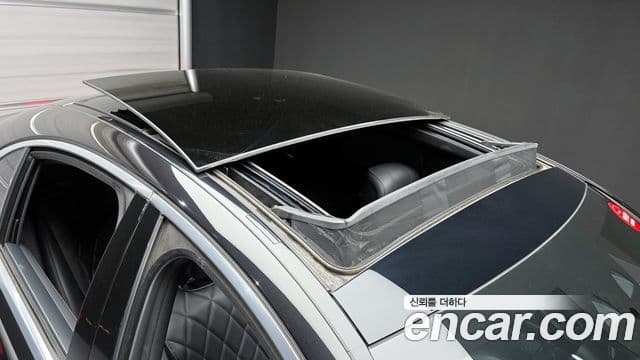 Mercedes-Benz S-Class 2022 — ფოტო 19/20