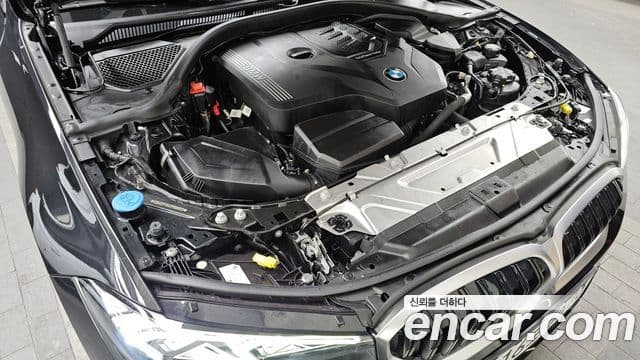 BMW 3 Series 2023 — ფოტო 6/20