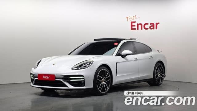 Porsche Panamera 2023 — Фото 10/20