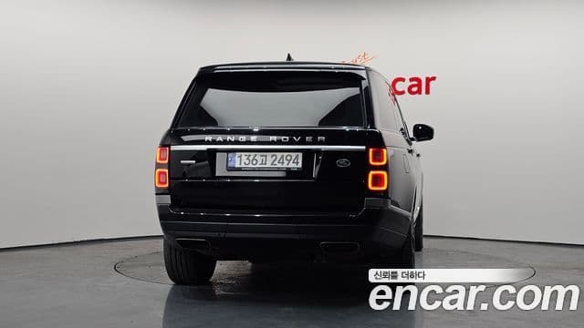 Land Rover Range Rover 2018 — Фото 4/20