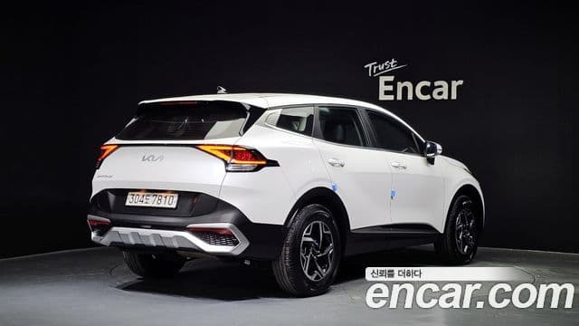 Kia Sportage 2022 — ფოტო 2/20
