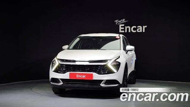 Kia Sportage 2022 — ფოტო 3/20