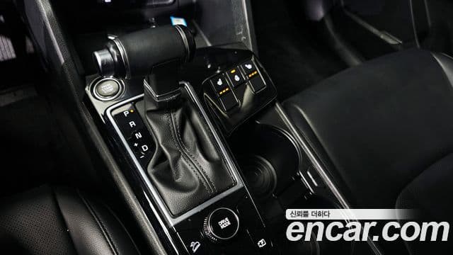 Kia Sportage 2022 — ფოტო 9/20