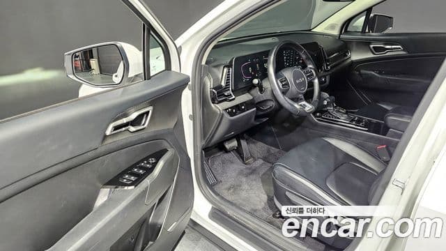 Kia Sportage 2022 — ფოტო 10/20
