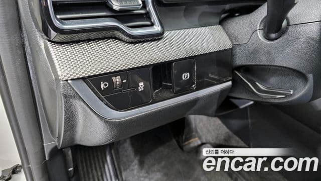 Kia Sportage 2022 — ფოტო 15/20