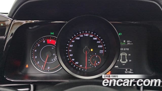 Hyundai Avante 2021 — ფოტო 8/20