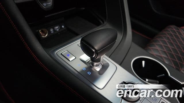 Genesis G70 2018 — Şəkil 9/20