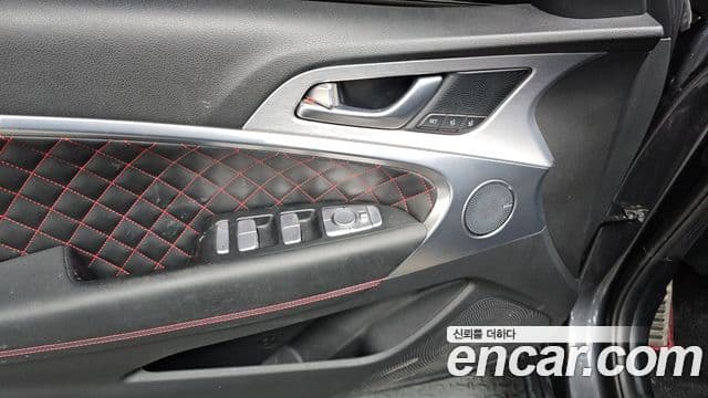 Genesis G70 2018 — Şəkil 17/20
