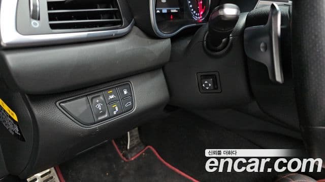 Genesis G70 2018 — Şəkil 18/20