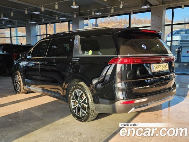 Kia Carnival 2021 — Şəkil 3/20