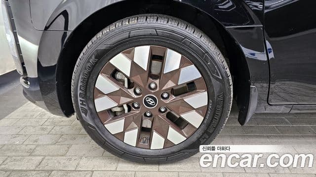 Hyundai Staria 2022 — Şəkil 5/20