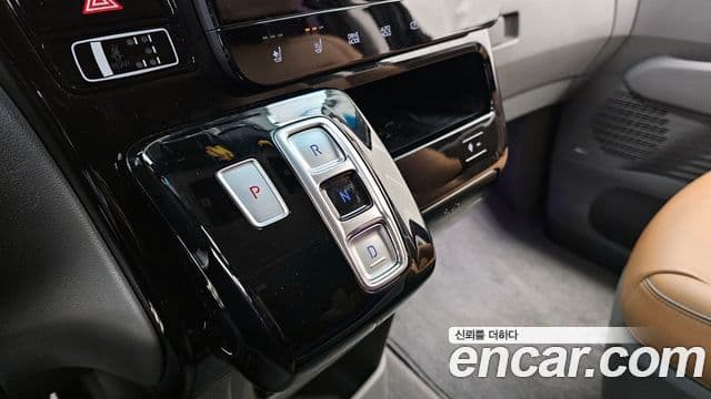 Hyundai Staria 2022 — Şəkil 9/20