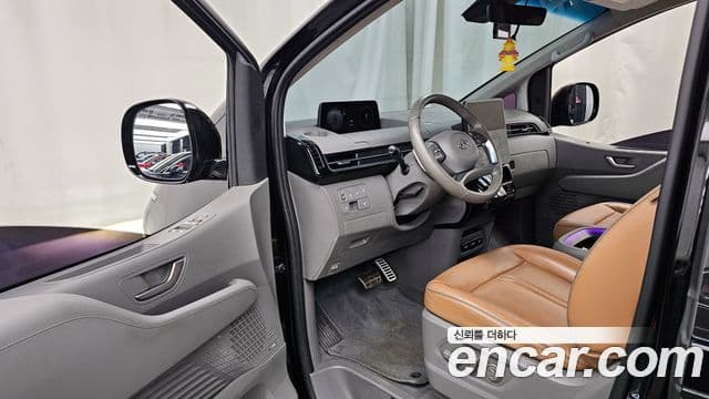 Hyundai Staria 2022 — Şəkil 10/20