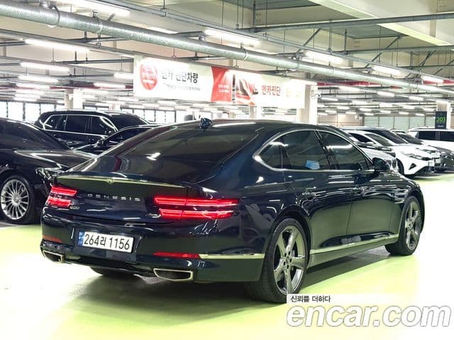 Genesis G80 2023 — ფოტო 16/19