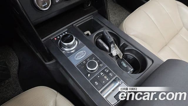 Land Rover Discovery 5 2018 — Şəkil 4/20