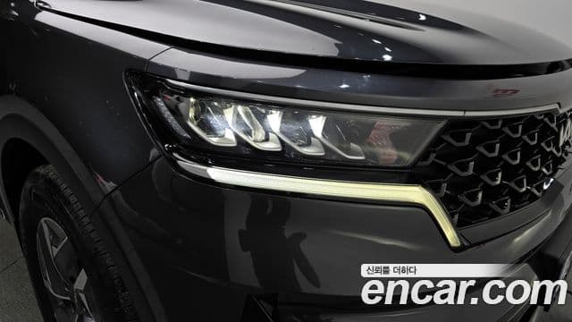 Kia Sorento 2022 — Фото 18/20