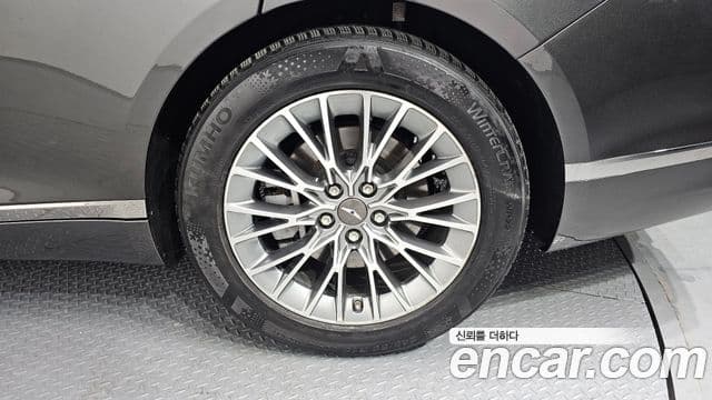 Genesis Electrified G80 2023 — ფოტო 5/20