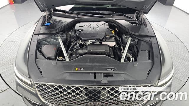 Genesis Electrified G80 2023 — ფოტო 6/20