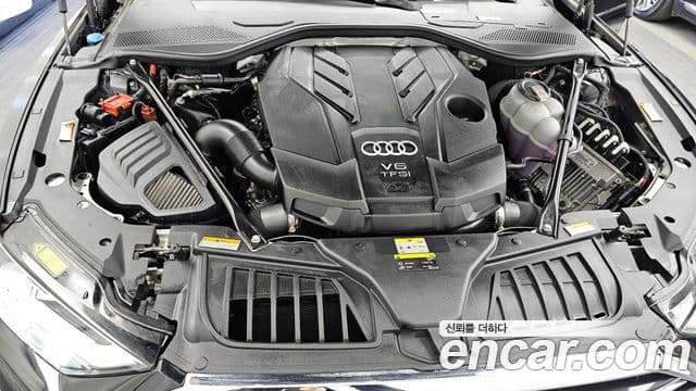 Audi A8 2021 — ფოტო 6/20