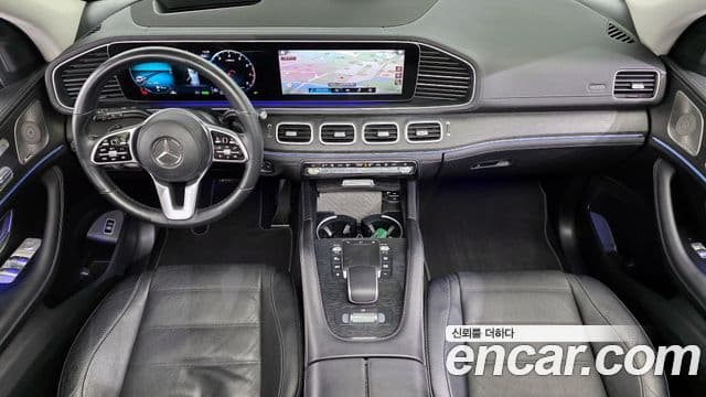 Mercedes-Benz GLE-Class 2023 — ფოტო 7/20