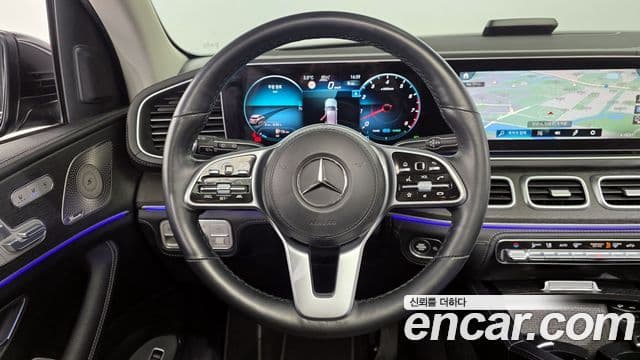 Mercedes-Benz GLE-Class 2023 — ფოტო 13/20