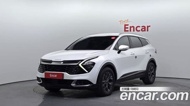 Kia Sportage 2023 — ფოტო 1/20