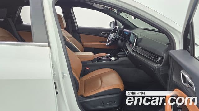 Kia Sportage 2023 — ფოტო 11/20