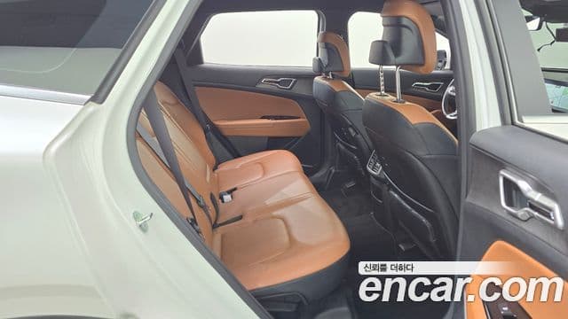 Kia Sportage 2023 — ფოტო 12/20