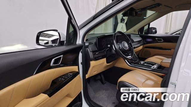 Kia Carnival 2021 — Şəkil 10/20