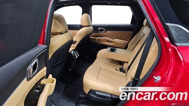 Kia Sorento 2021 — ფოტო 16/20