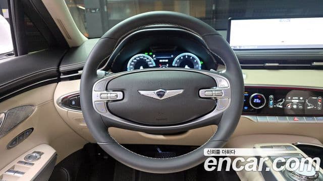 Genesis GV70 2023 — Şəkil 13/20