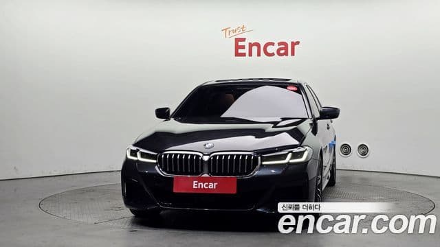 BMW 5 Series 2022 — ფოტო 3/20