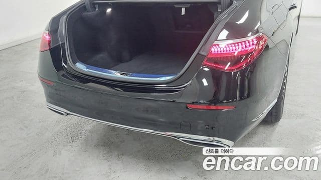 Mercedes-Benz S-Class 2025 — ფოტო 11/20
