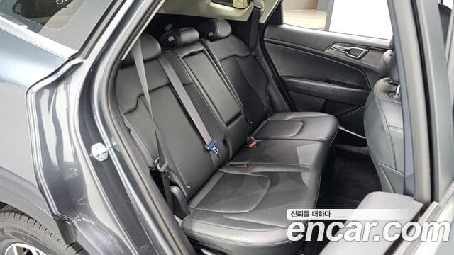 Kia Sportage 2022 — Photo 12/20