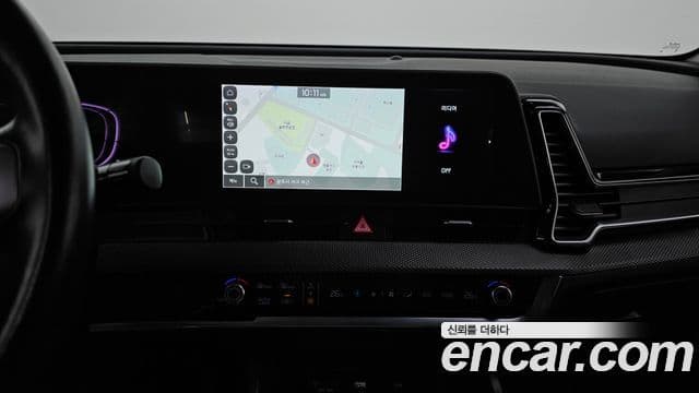 Kia Sportage 2022 — ფოტო 14/20