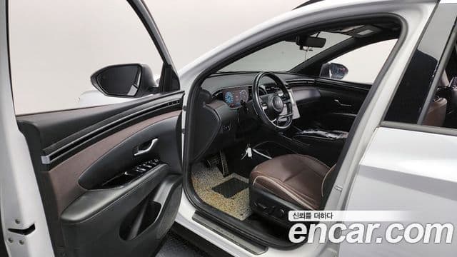 Hyundai Tucson Hybrid 2022 — ფოტო 10/20