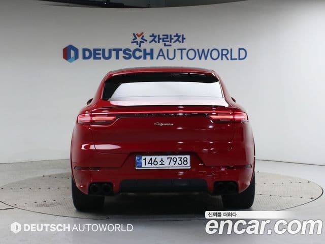 Porsche Cayenne 2021 — ფოტო 1/20